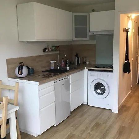 207-front De Parking Prive Apartmán *