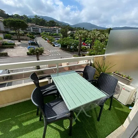 アパート 207-front De Parking Prive *