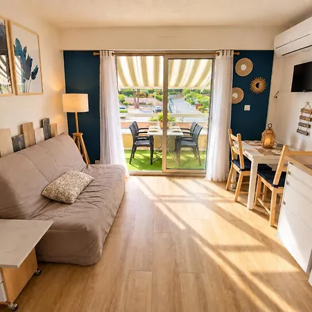 Studio 207-Les pieds dans l’eau à 30m de la plage Cavalaire-sur-Mer