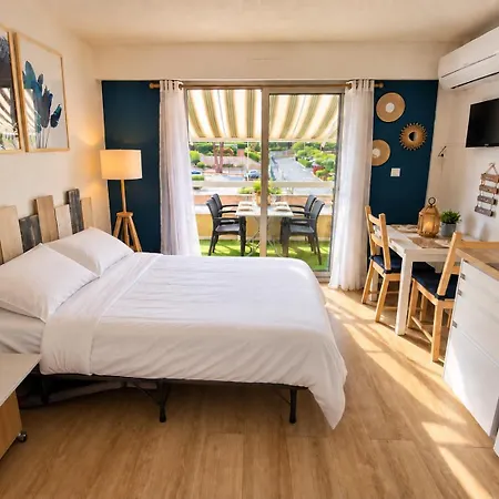 Studio 207-Les pieds dans l’eau à 30m de la plage Apartamento *